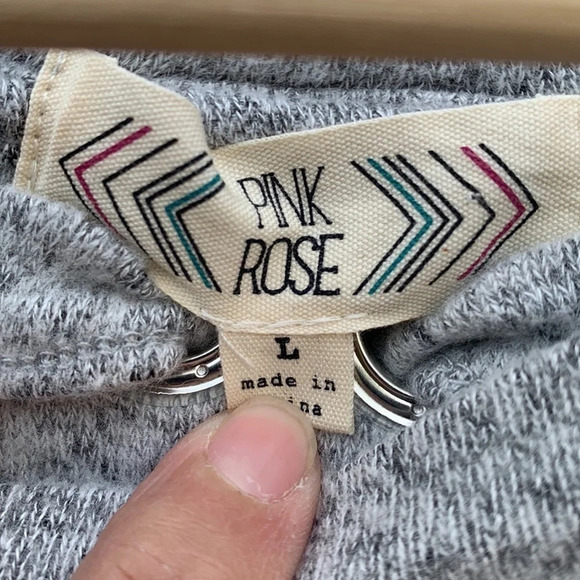 PINK Rose large grey sweater - Picture 2 of 5